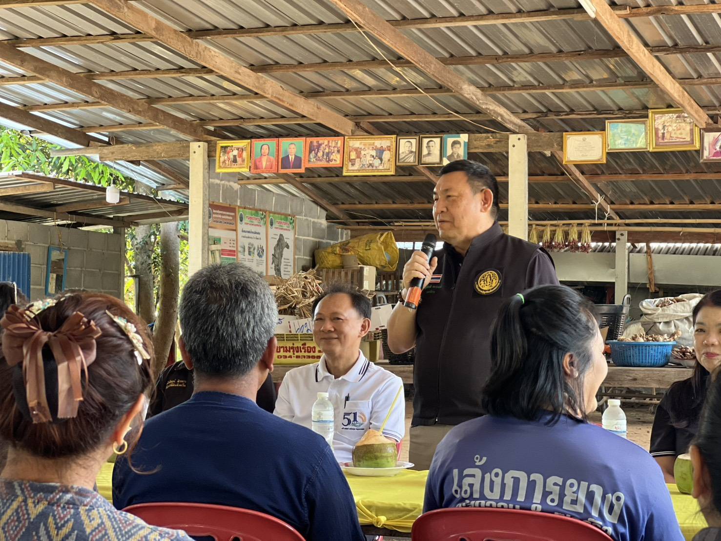 title - เลขาธิการ ส.ป.ก. ลงพื้นที่ตรวจเยี่ยมกลุ่มวิสาหกิจชุมชนโคขุนหนองแหน และศูนย์ต้นแบบเกษตรทฤษฎีใหม่ในเขตปฏิรูปที่ดิน จังหวัดยโสธร